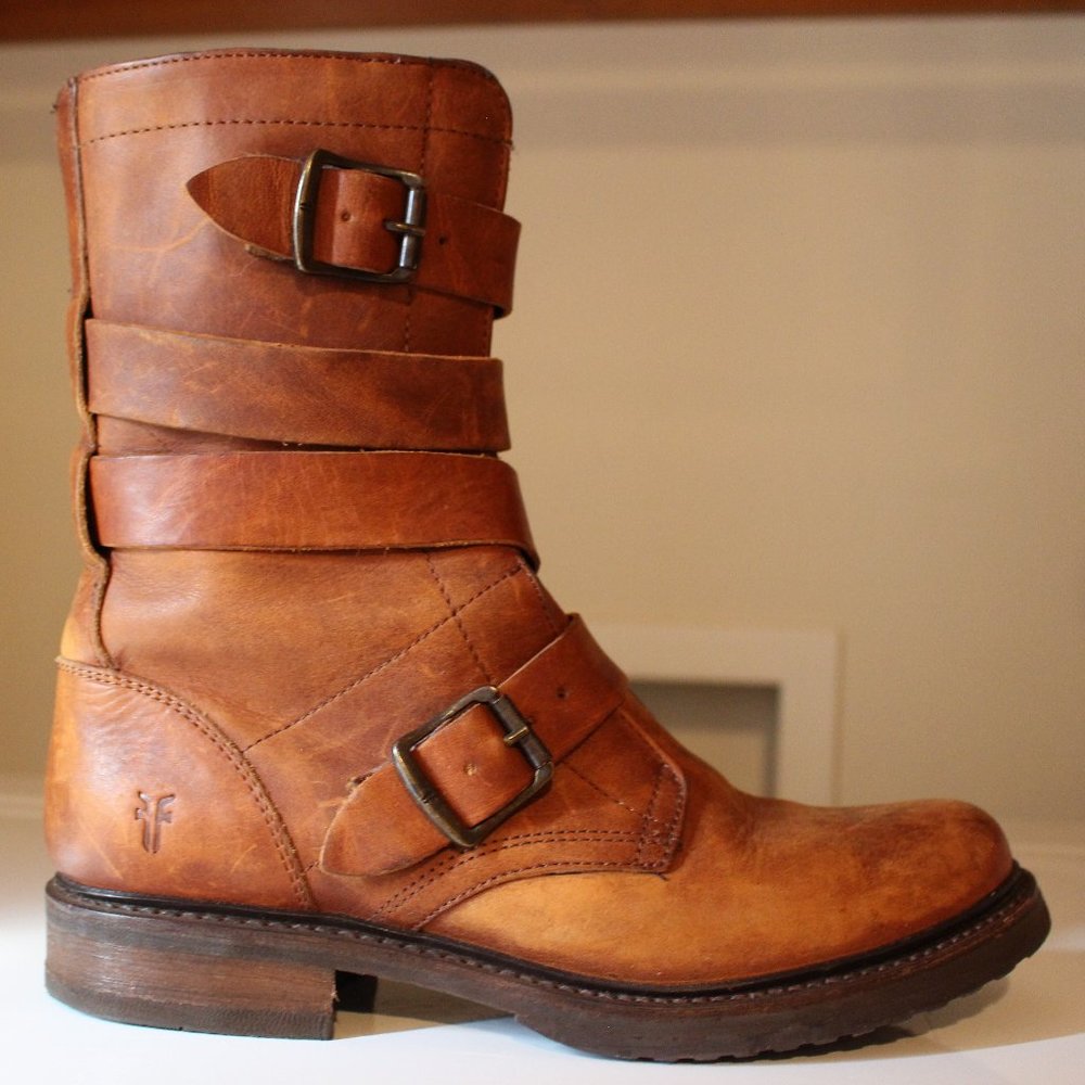 frye veronica tanker boots